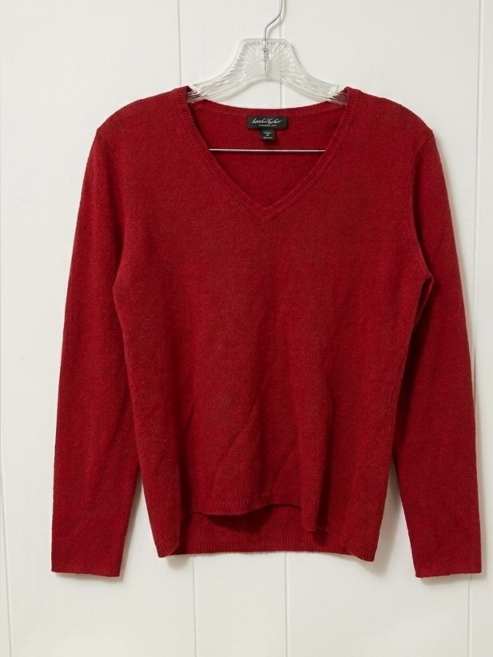 Lord Taylor Cashmere Sweater V Neck Red Fine Knit Pullover Top Small S